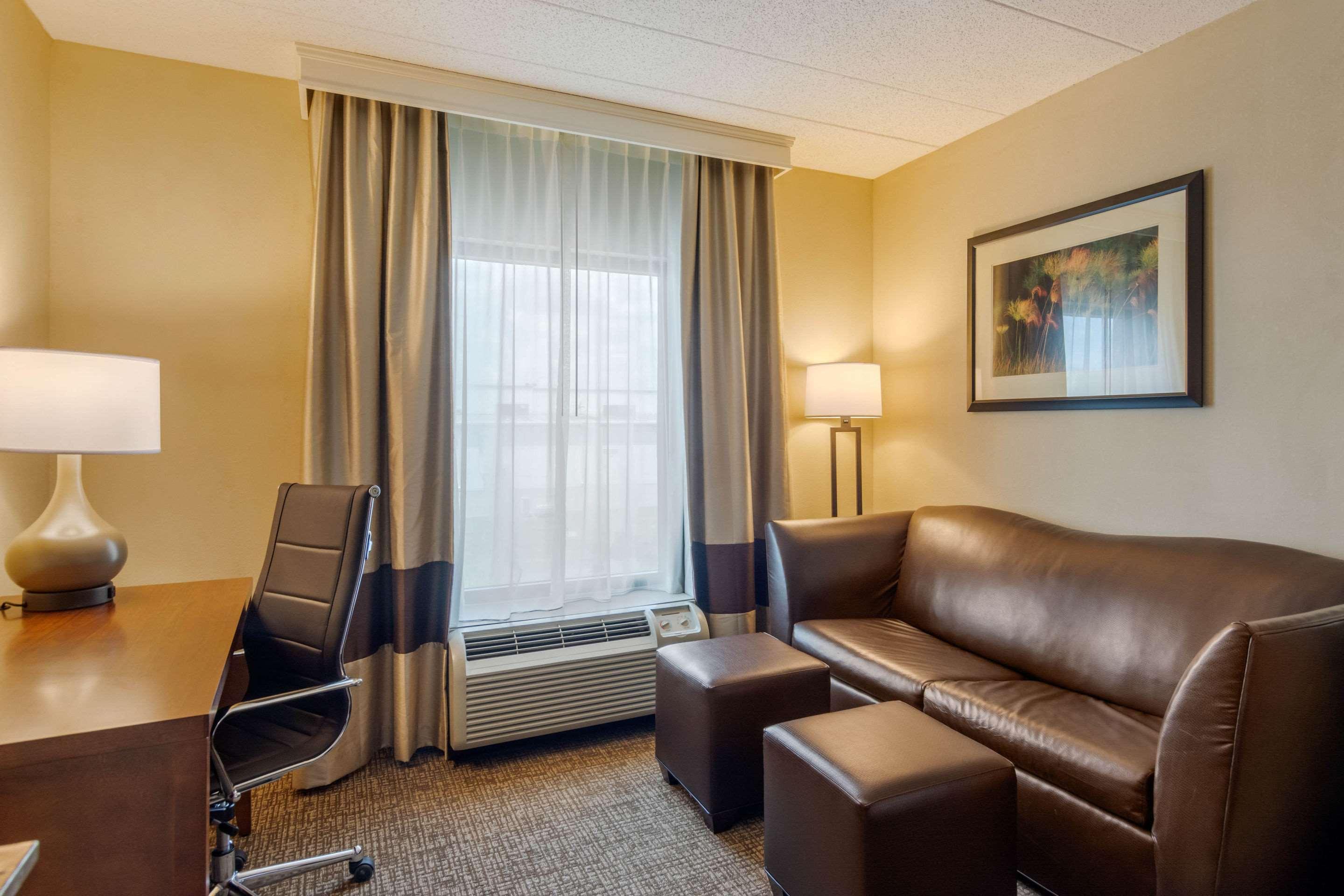 Comfort Suites Southpark Colonial Heights Exterior foto